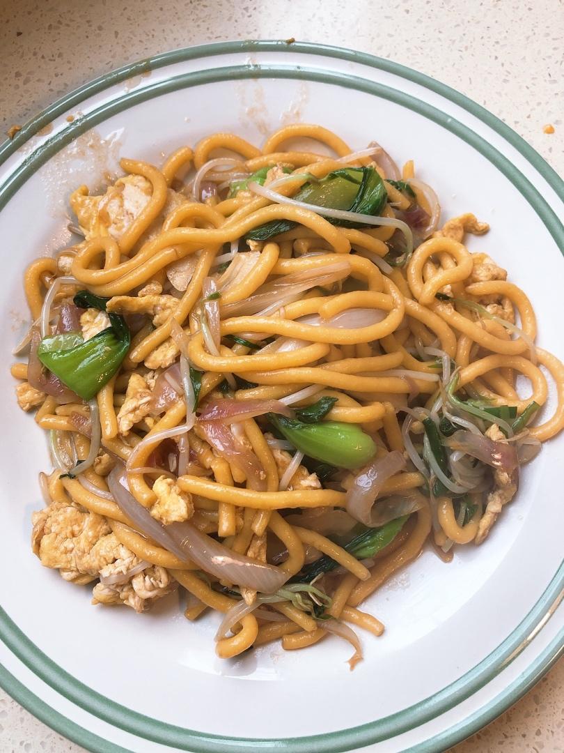🍜最简单最好吃的家常炒面