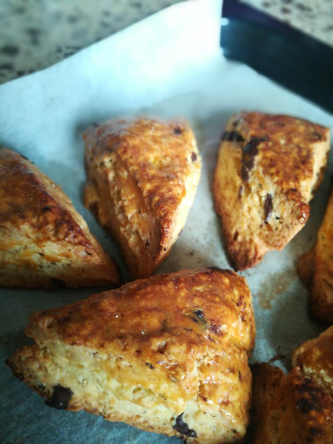 完胜星巴克的超美味酥脆司康 super easy crunched scone