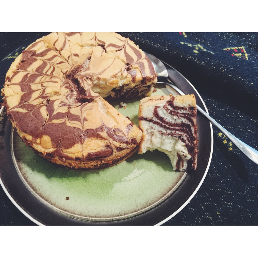 双色拉花戚风蛋糕