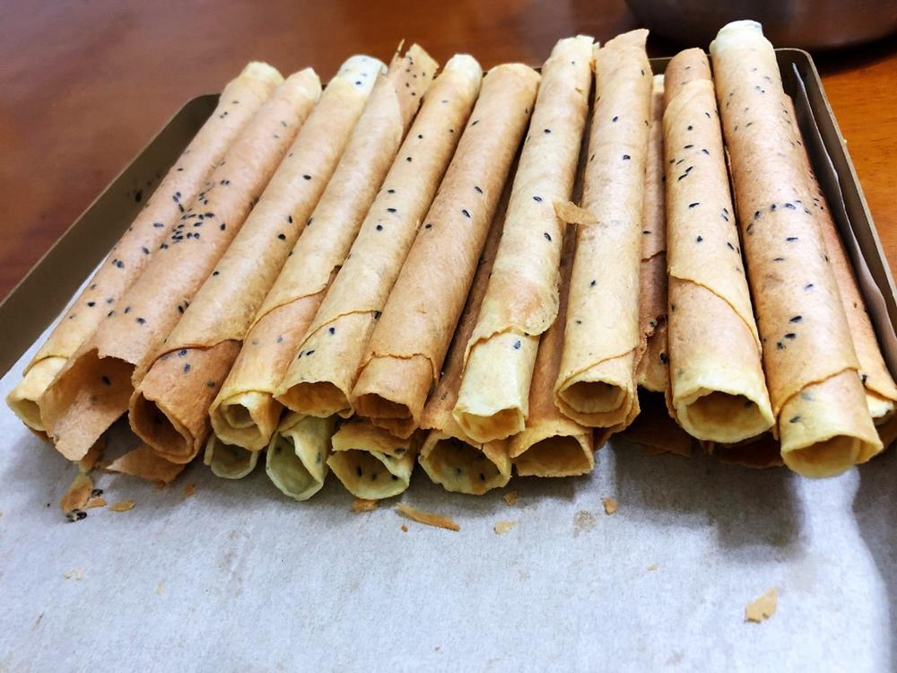 无水酥脆低糖黑芝麻真鸡蛋卷