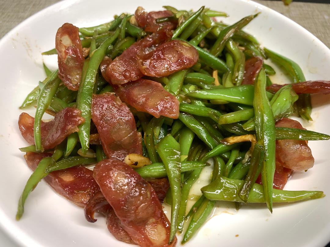 家常菜—四季豆炒腊肠