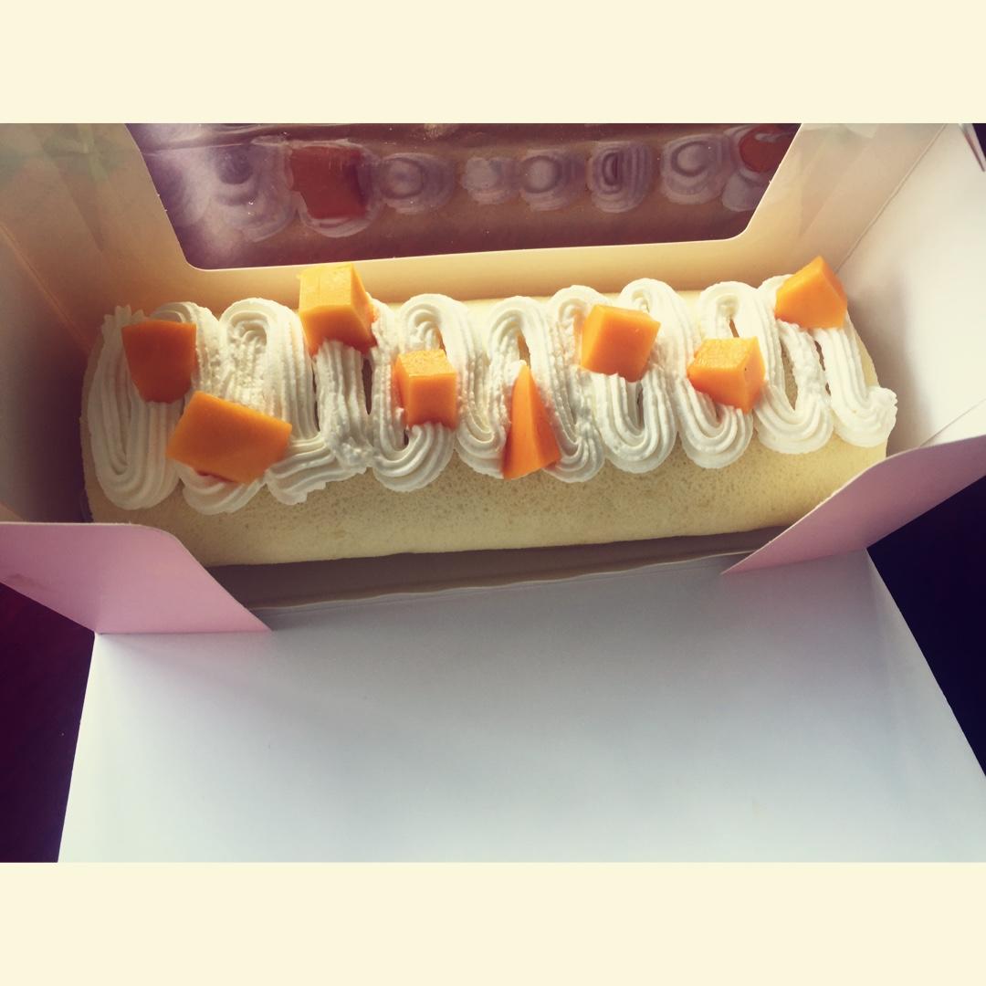 《Tinrry下午茶》教你做基础原味蛋糕卷