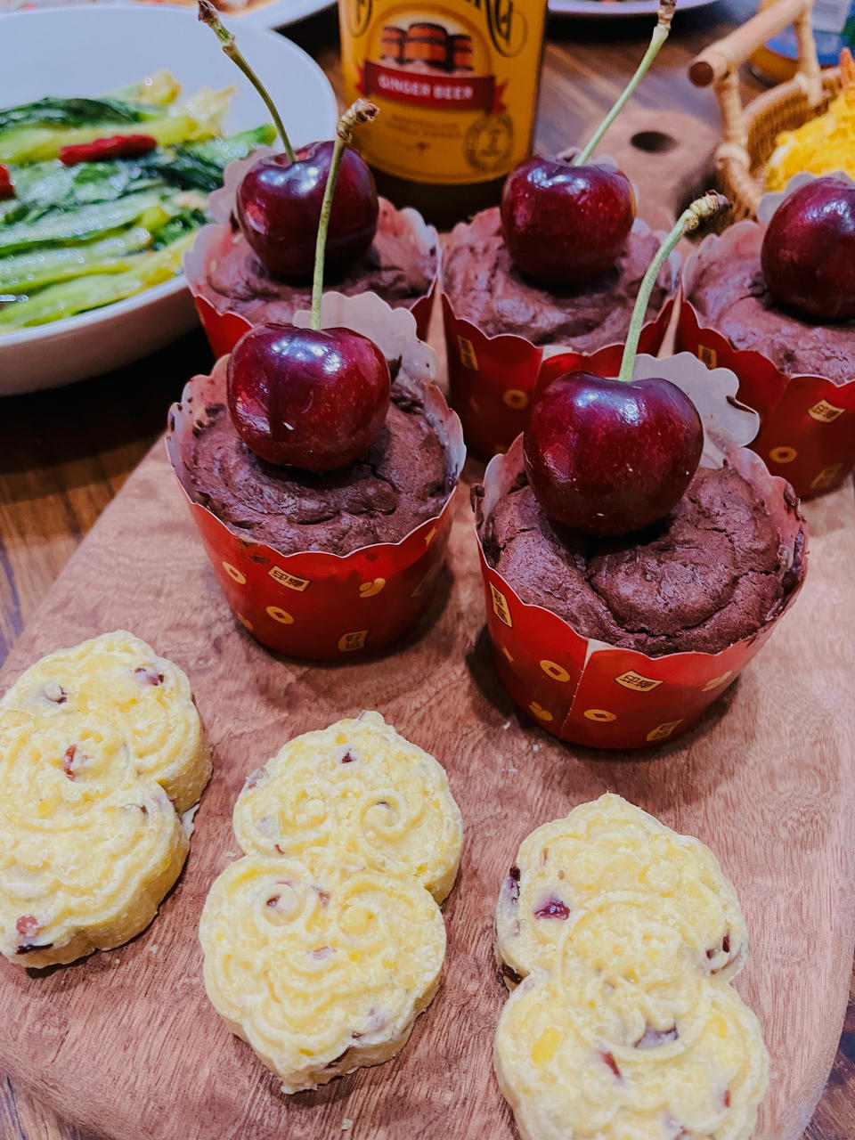 传统红丝绒杯子蛋糕（极软无泡打粉）Red velvet cupcake