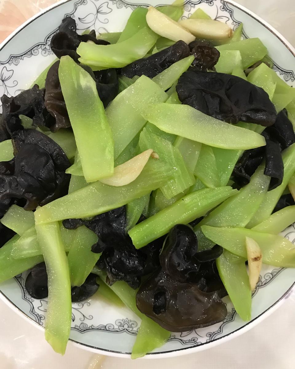 莴笋木耳