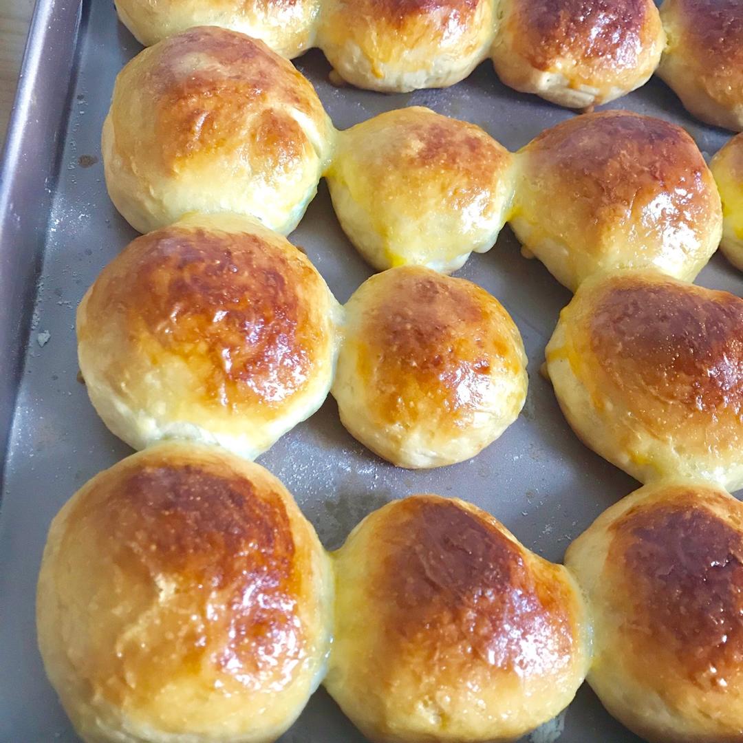 大人小孩都爱不释口的【蜂蜜牛奶小餐包】