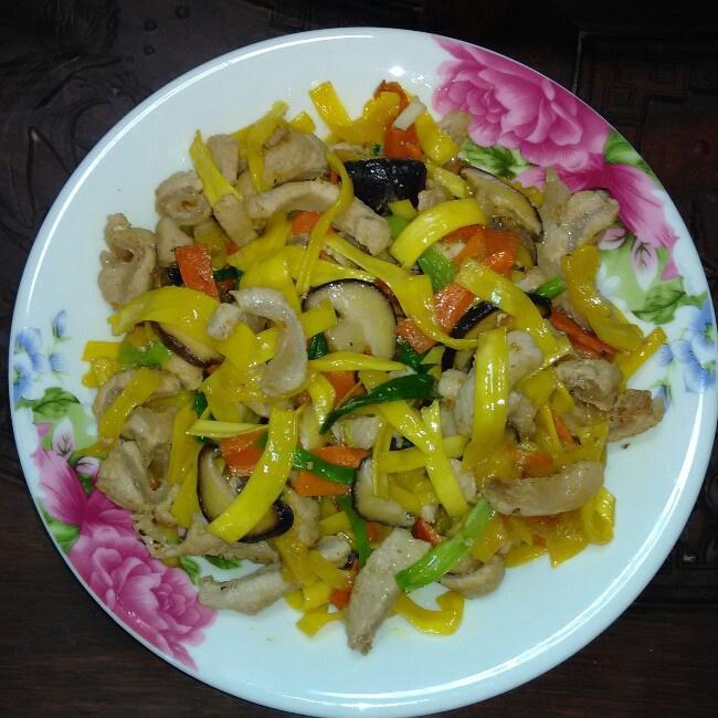 菠萝蜜丝炒肉的做法