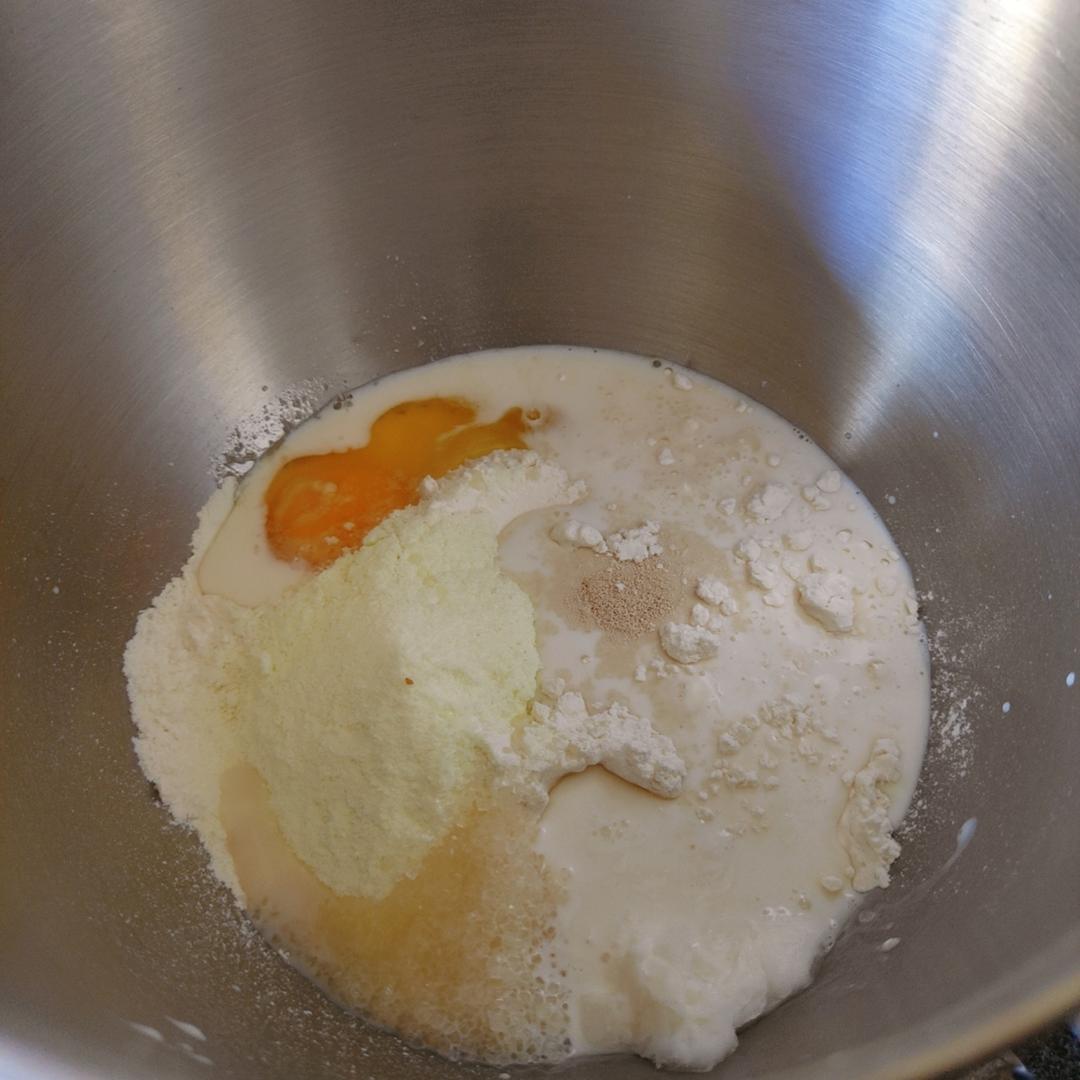 纯奶手撕吐司的做法 步骤1