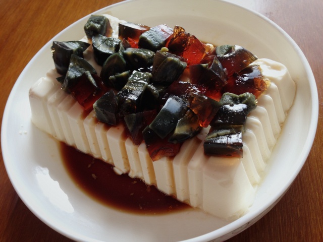 凉拌皮蛋豆腐