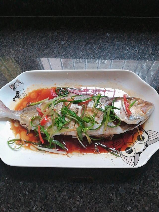 清蒸鲈鱼