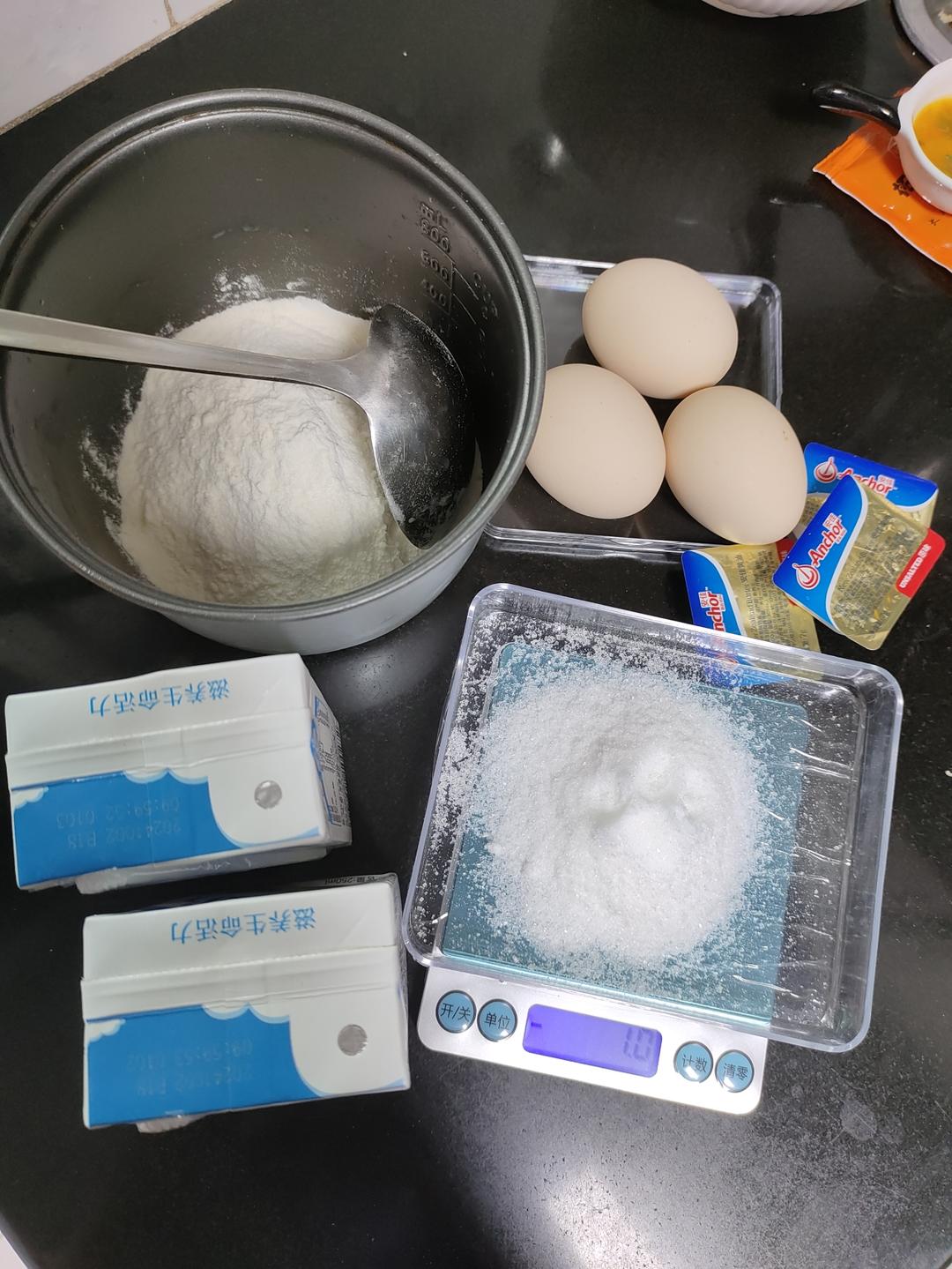 纯奶手撕吐司的做法 步骤1