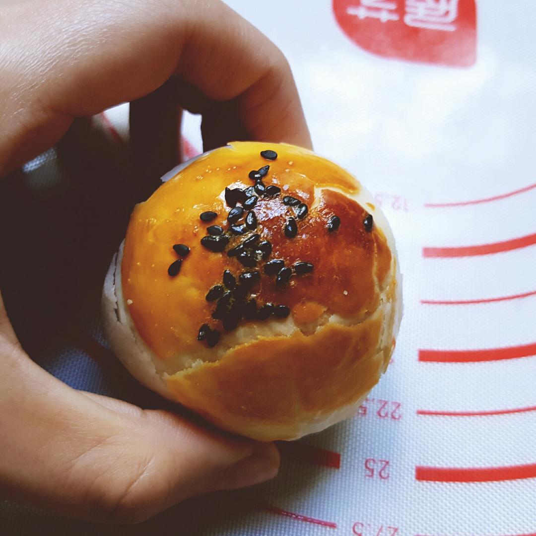 蛋黄酥