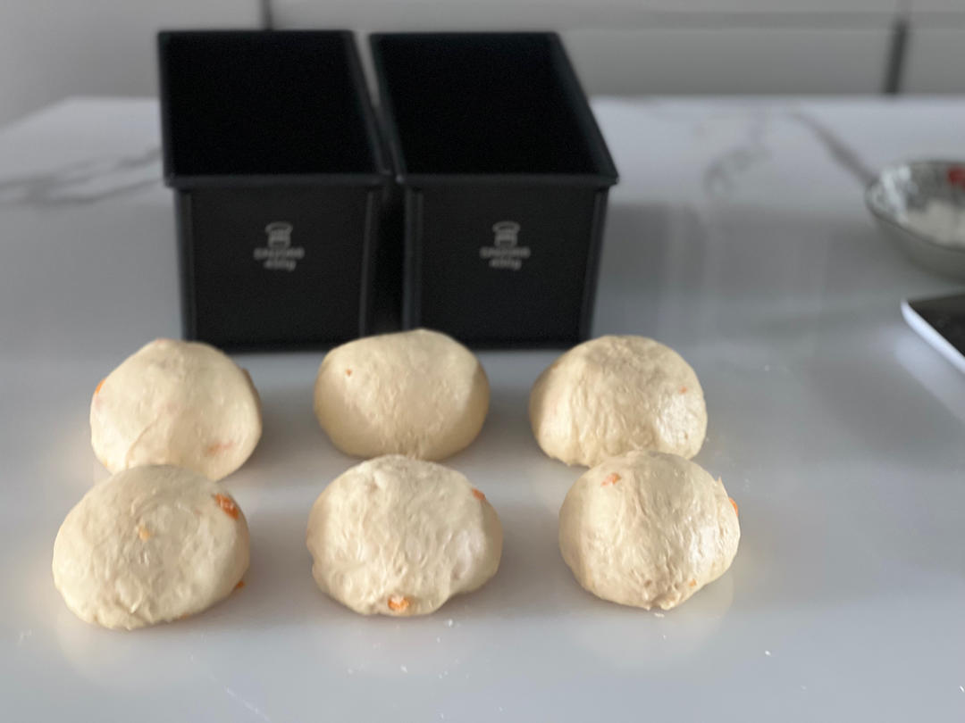 优格橙皮小吐司