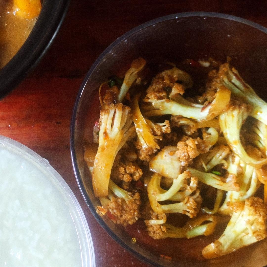 干锅花菜这么炒比饭店的还好吃