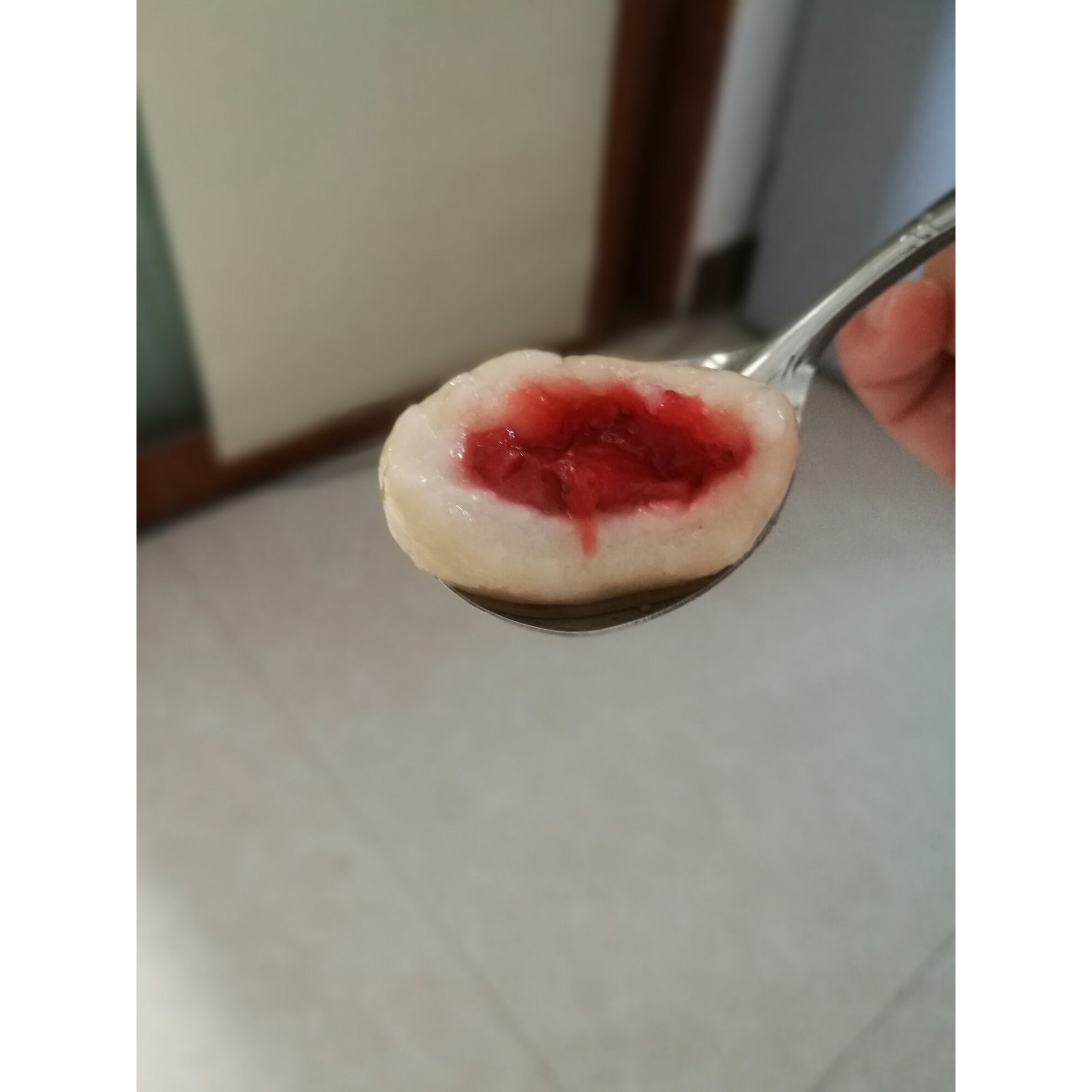 草莓汤圆