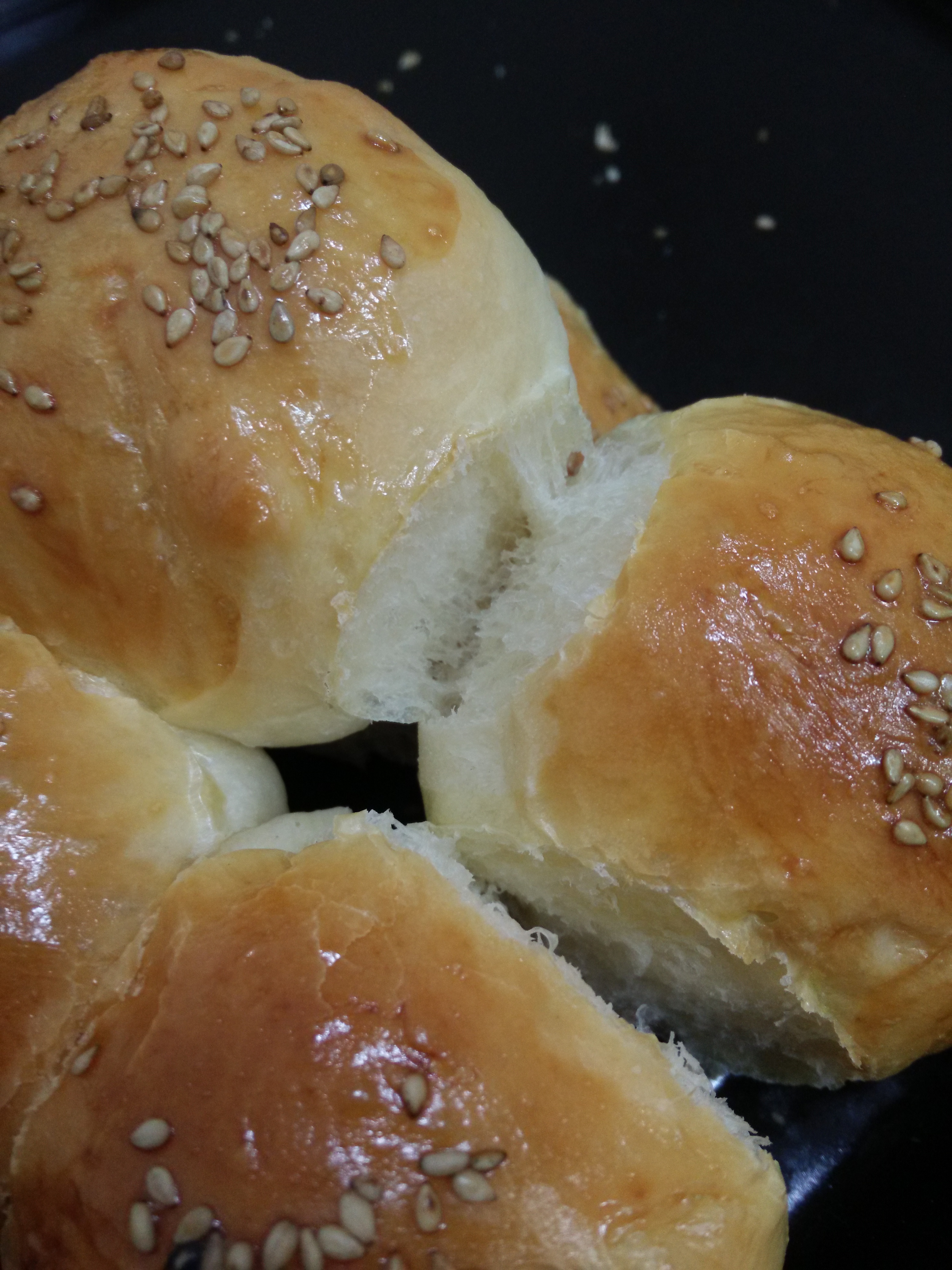 大人小孩都爱不释口的【蜂蜜牛奶小餐包】