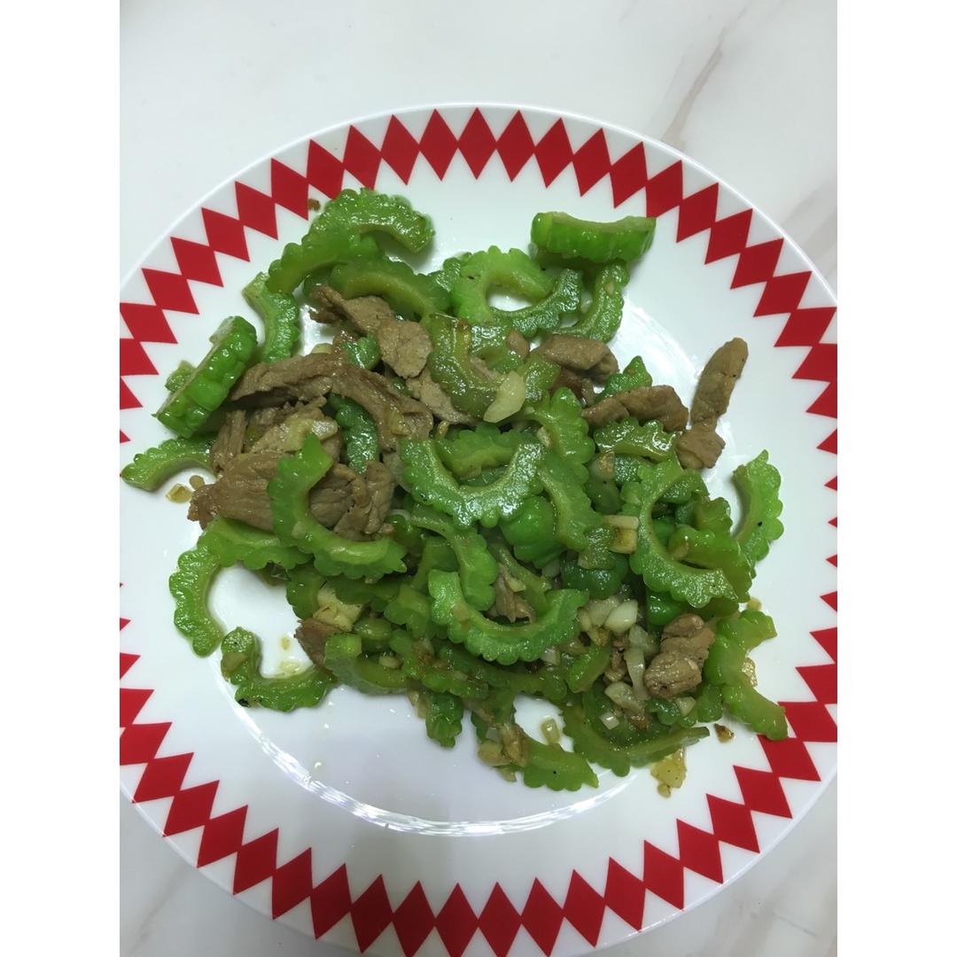 苦瓜炒肉