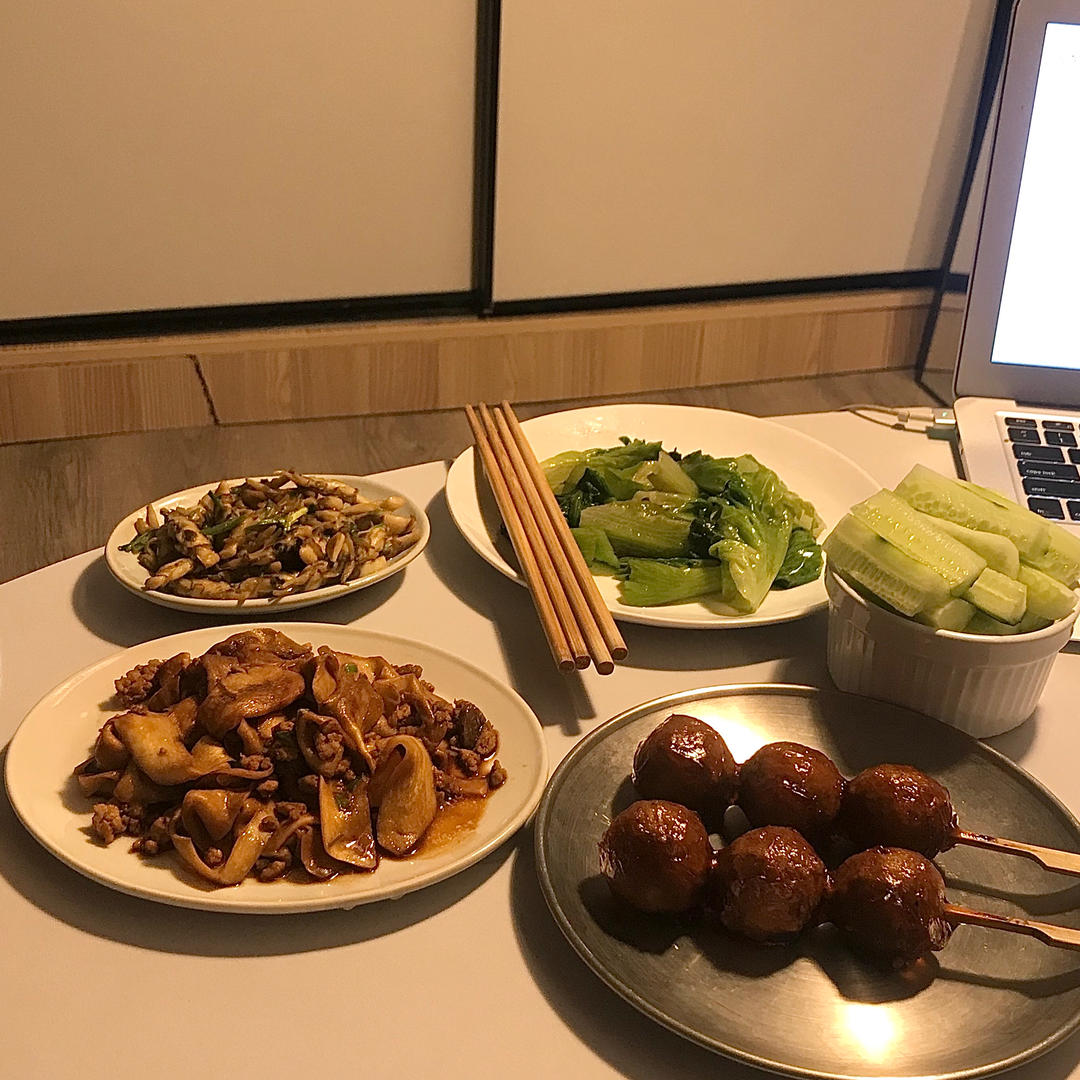 吃饱饱记录