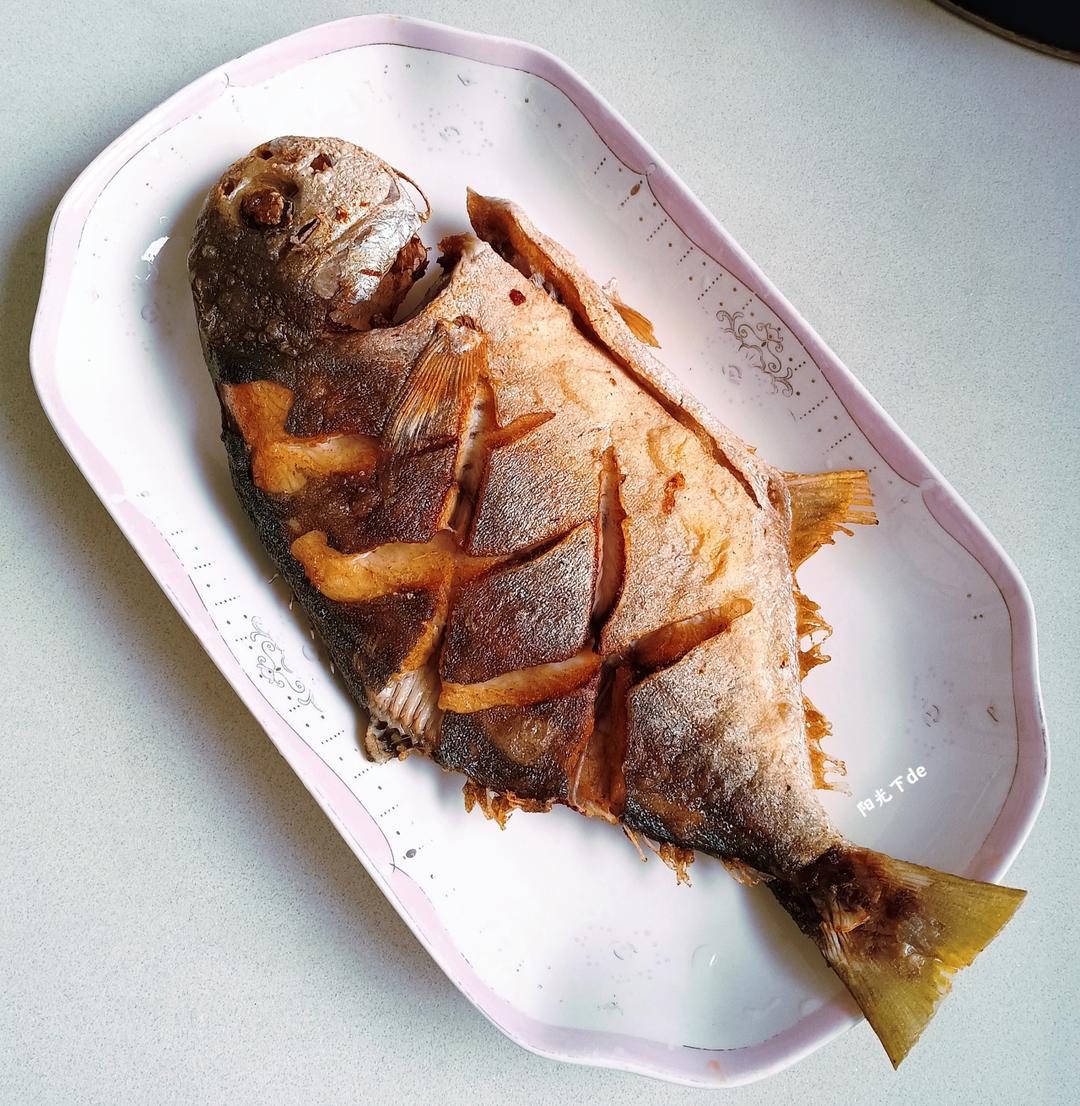 香煎鲳鱼🐠不掉皮不粘.鲜香味美‼️