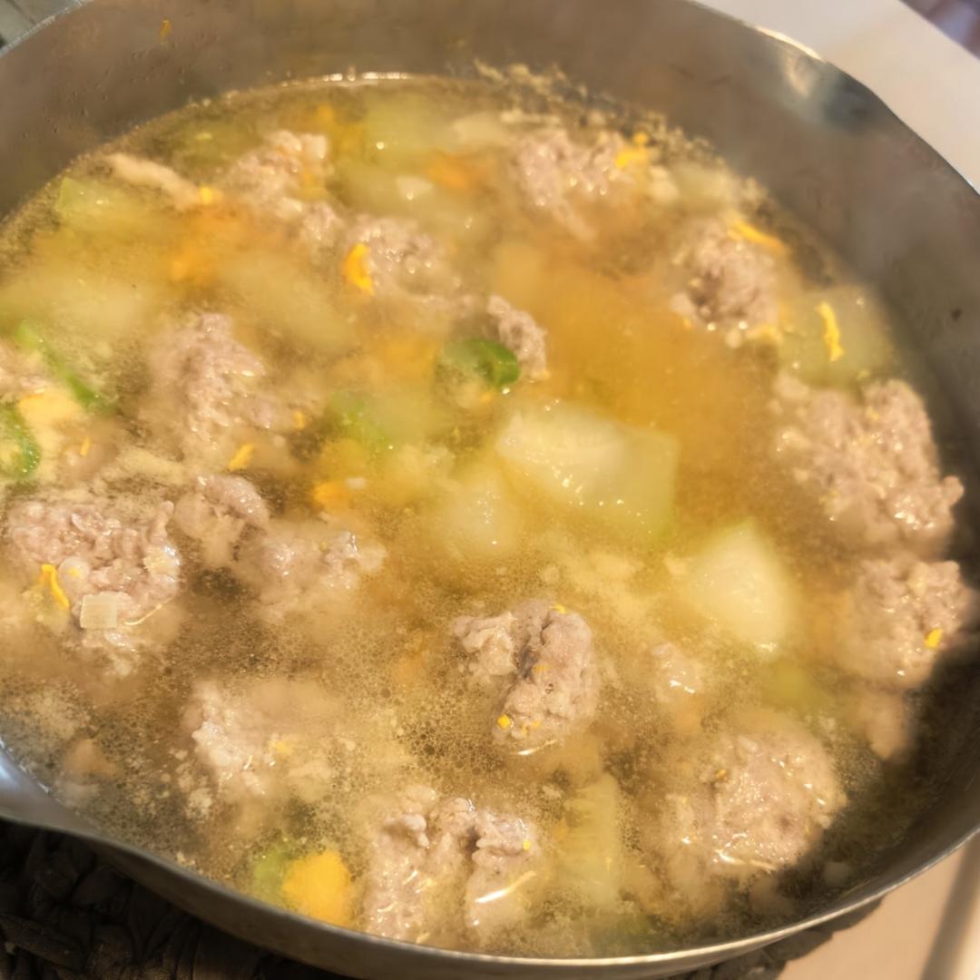 夏天不可错过的家常味--冬瓜丸子汤