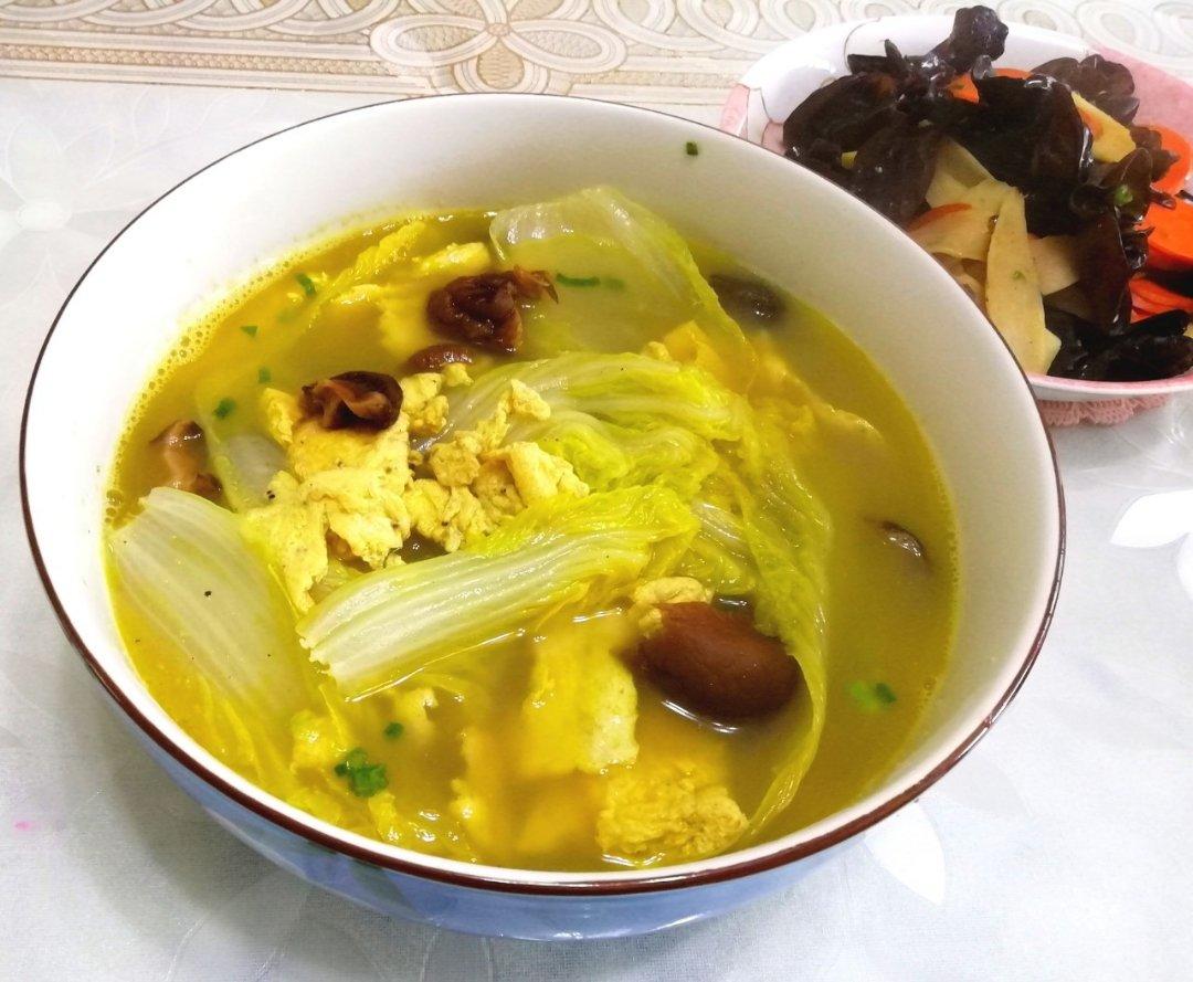 厨师长教你：“香菇白菜汤”的家常做法，简单易学营养美味