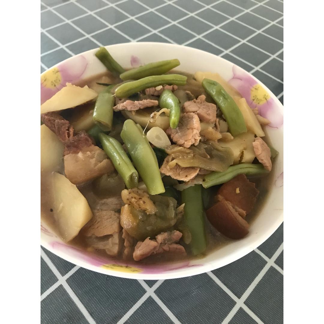 没有灵魂的豪放派东北乱炖