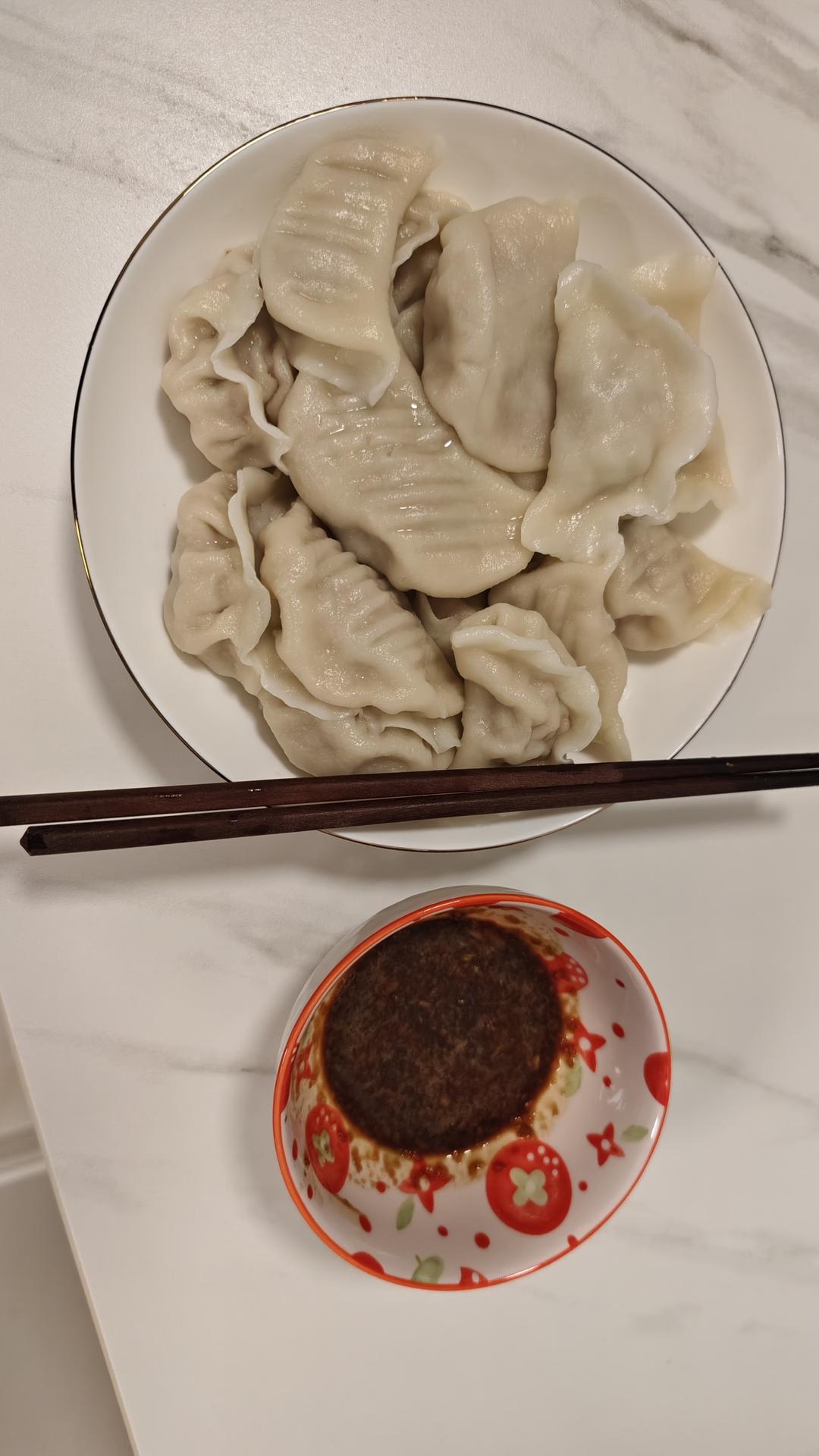 酸菜猪肉饺子