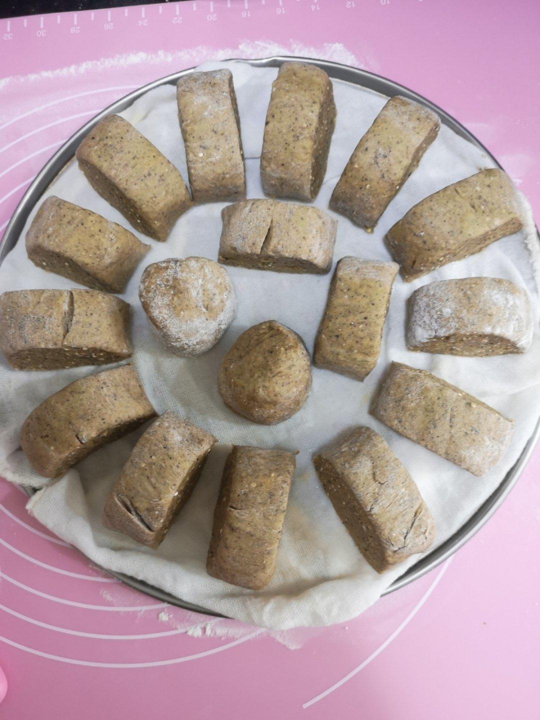红糖全麦藜麦杂粮馒头