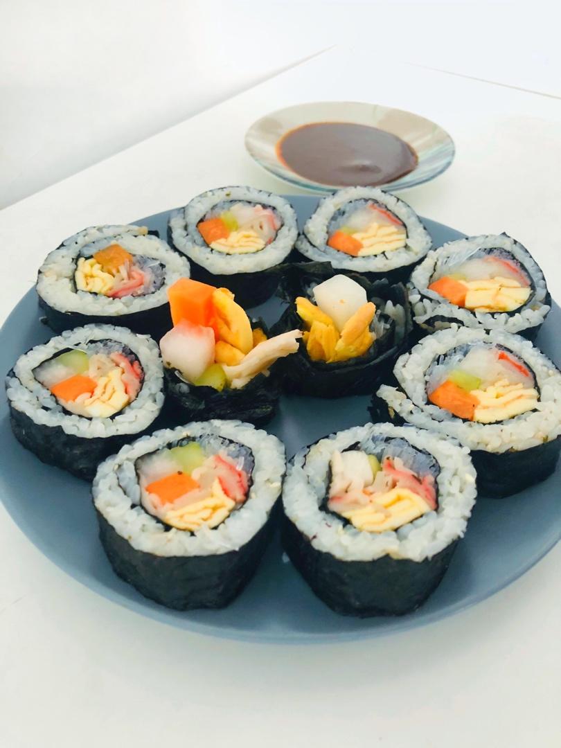 高颜值的紫菜包饭