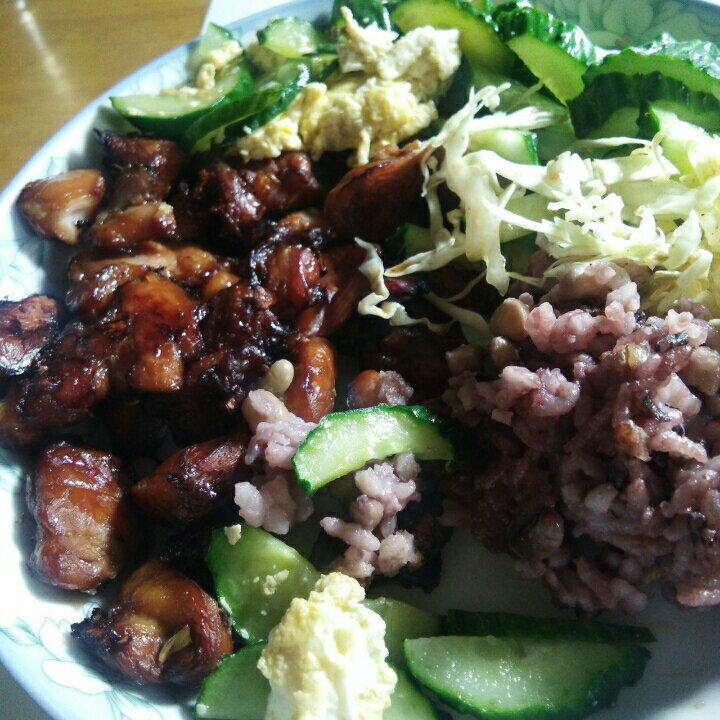 烤鸡腿肉拌饭（烤肉拌饭）