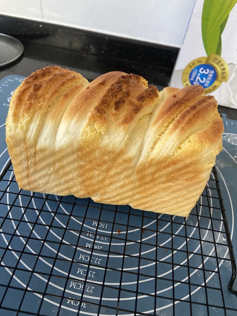 双倍椰蓉奶酥吐司
