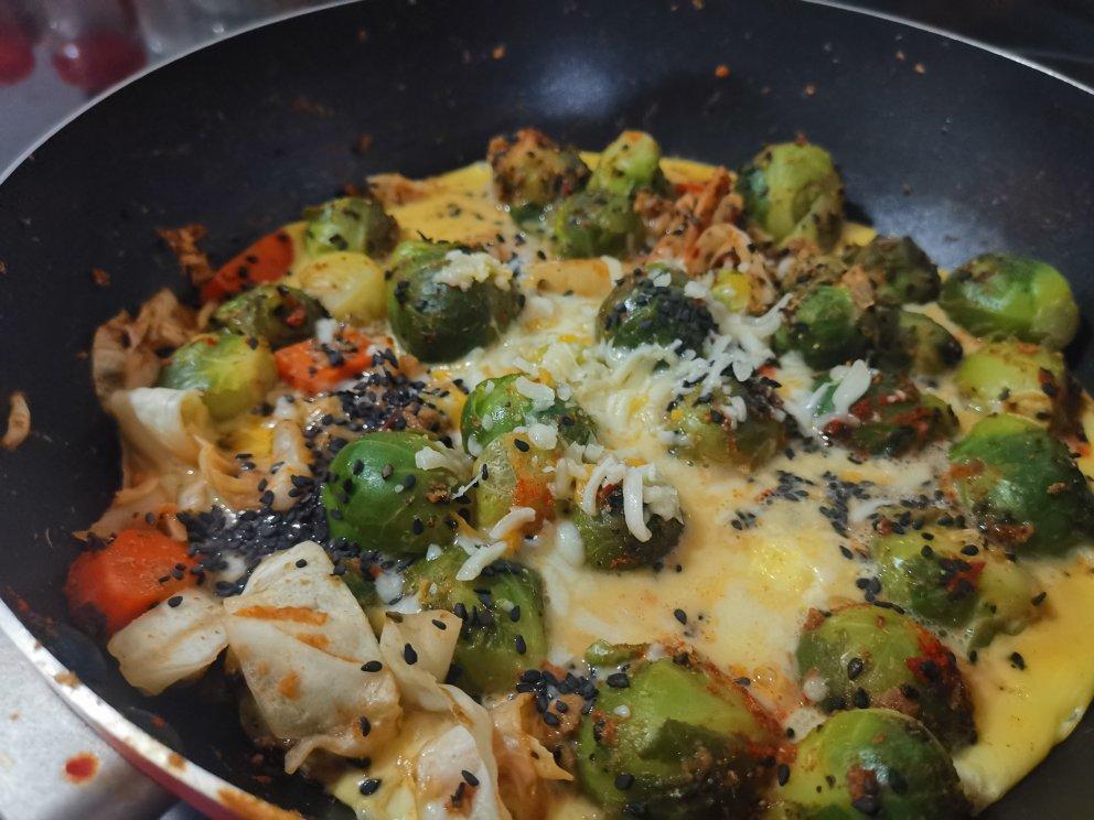 Keto Brussel sprout Omenlette