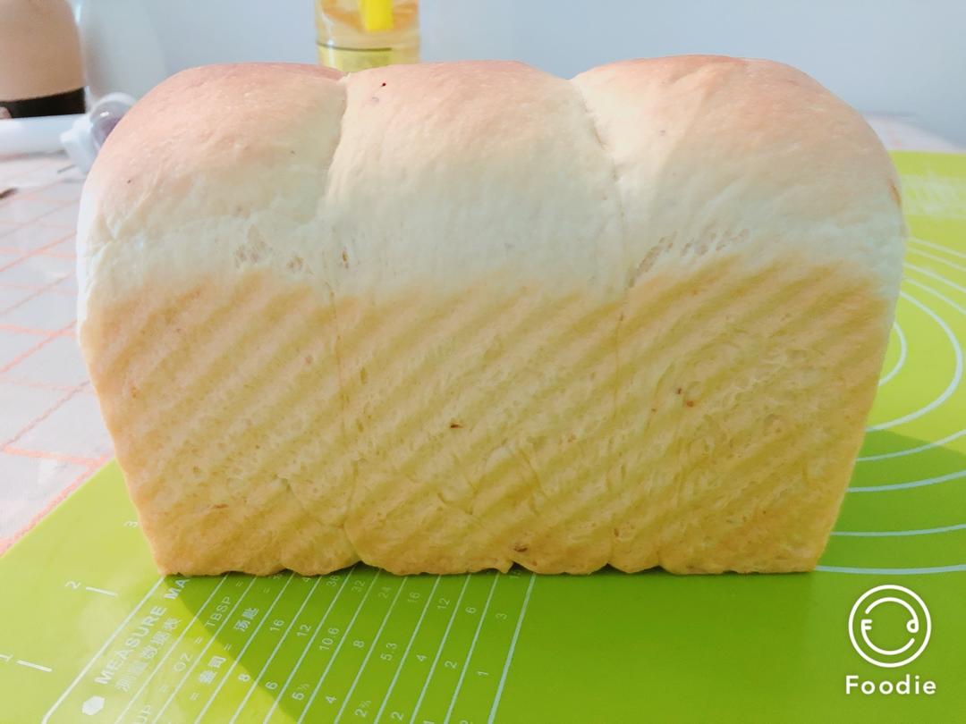 奶香超浓郁的淡奶油吐司（消灭淡奶油）