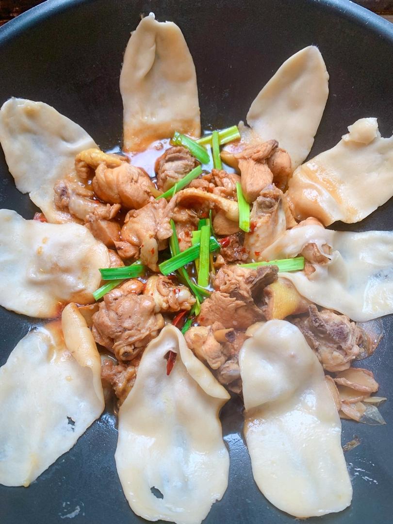 地锅鸡+自制红油【曼食慢语】