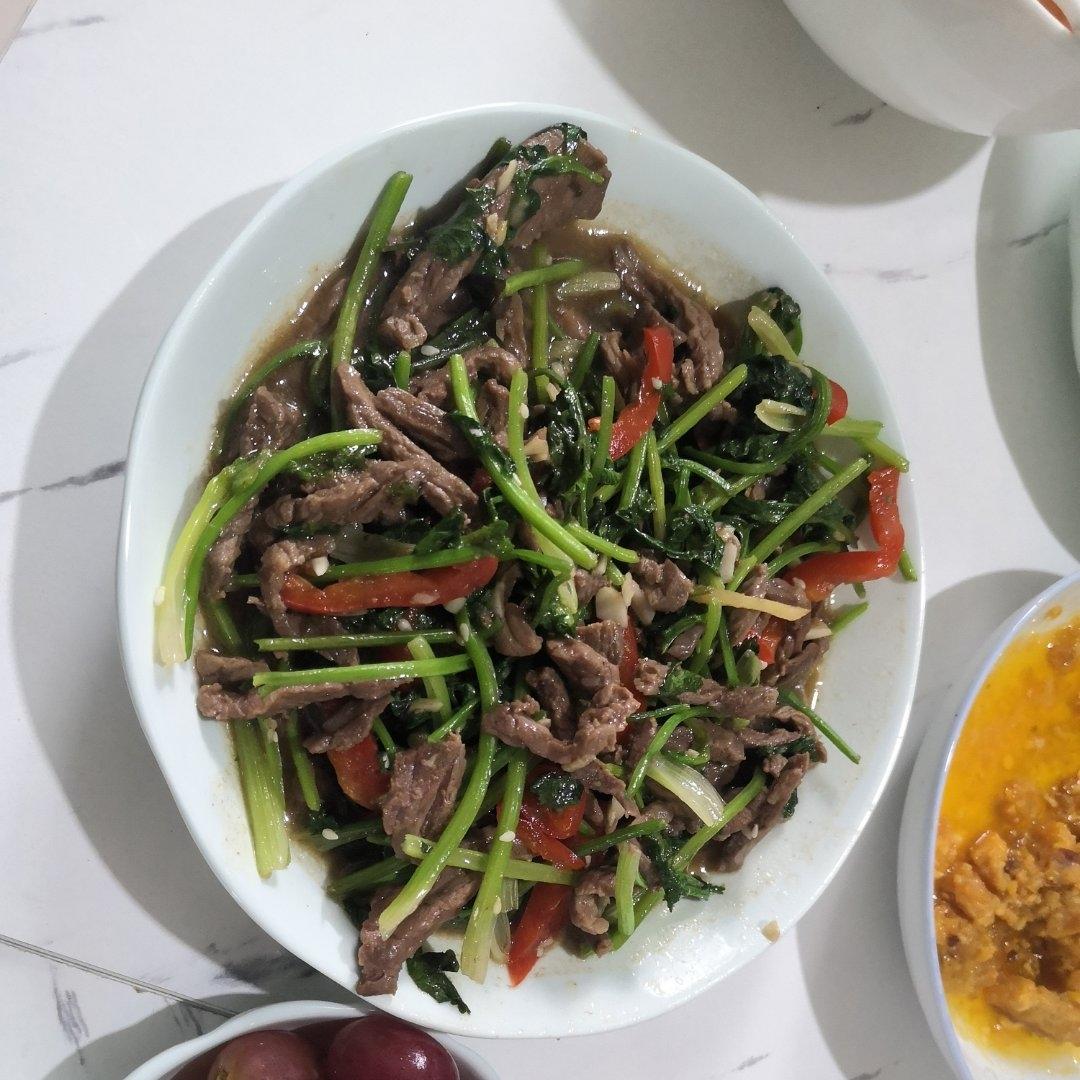 香菜牛肉
