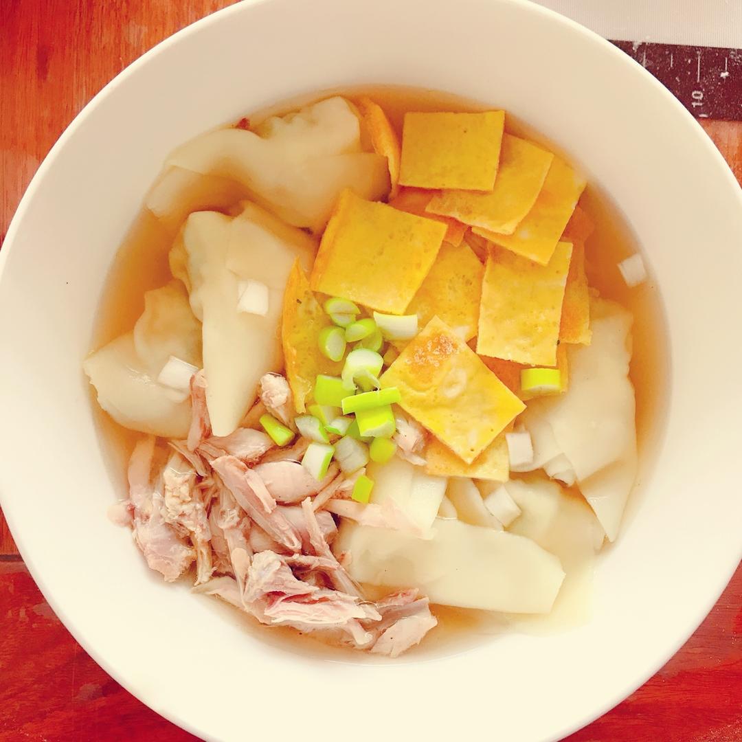 小白菜鲜肉鸡汤馄饨