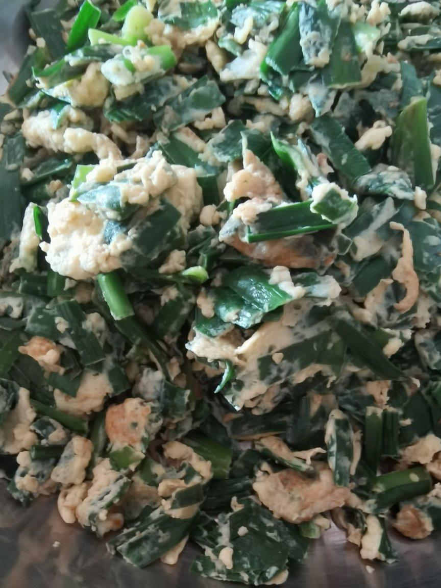 韭菜炒鸡蛋～最简单最家常的做法（全程无油烟、开放式厨房和新手小白最合适啦！😄）
