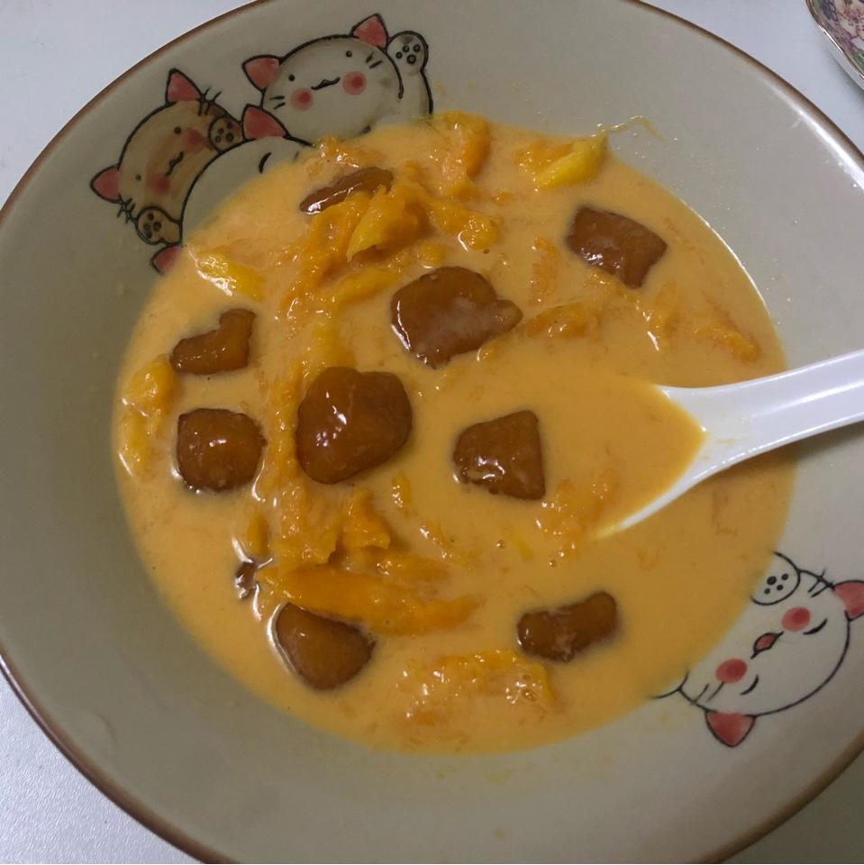 广式甜点“杨枝甘露”：这种做法又简单又好吃！