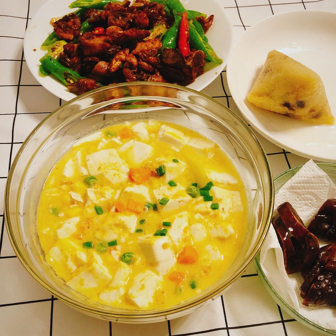 咸蛋黄豆腐