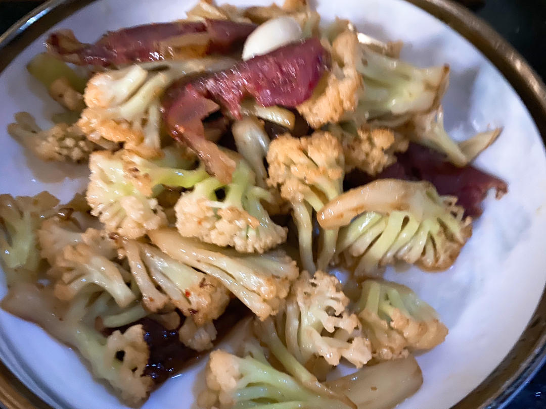 花菜炒腊肠