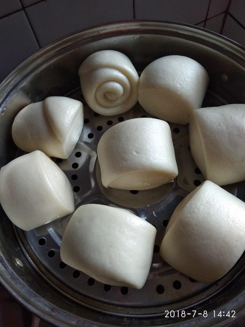 菠菜汁蔓越莓馒头