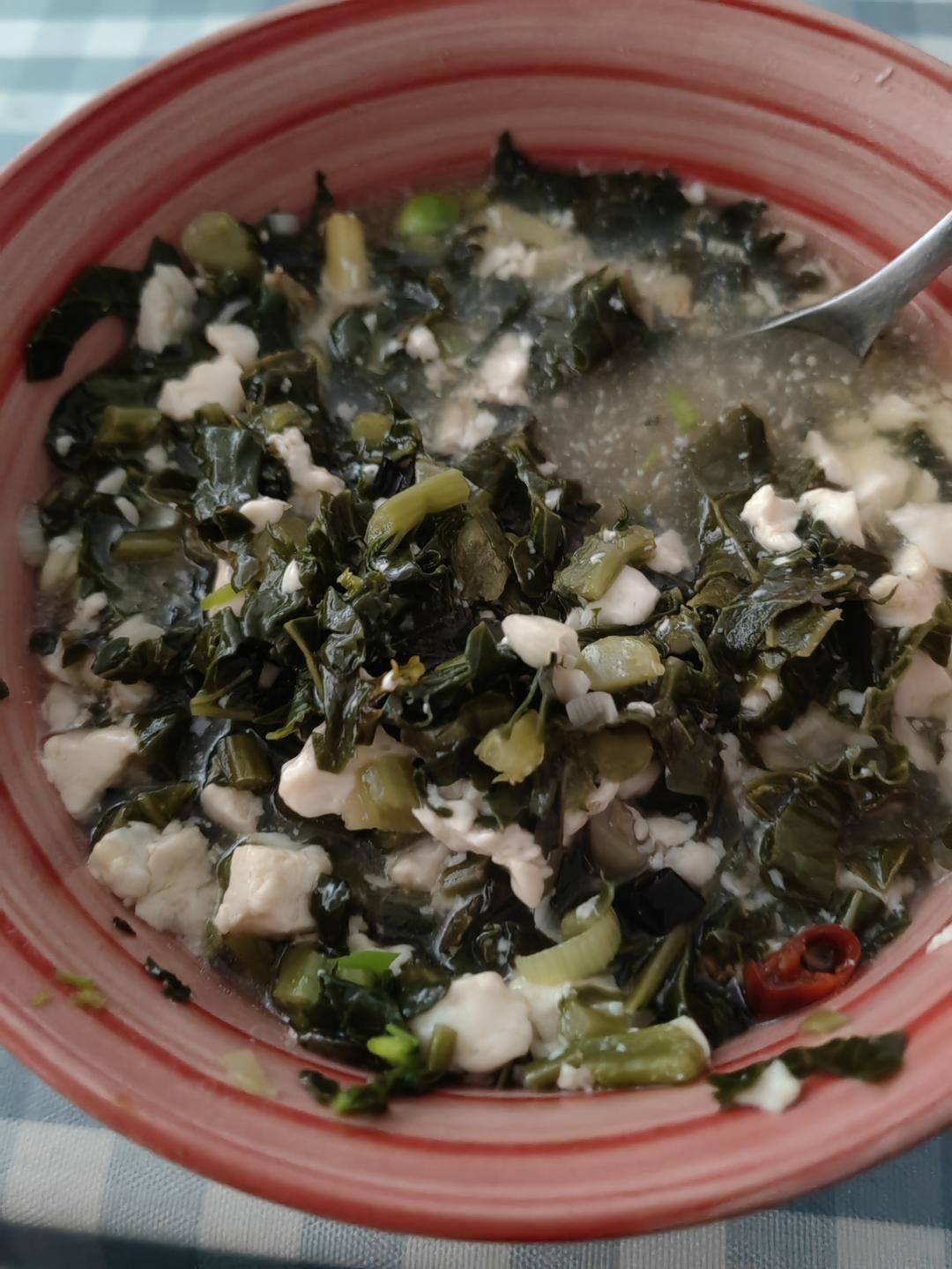 雪菜豆腐汤