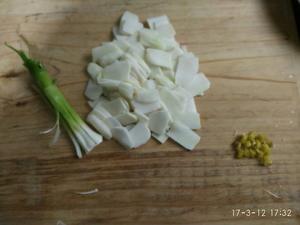清炒芥菜头的做法 步骤2