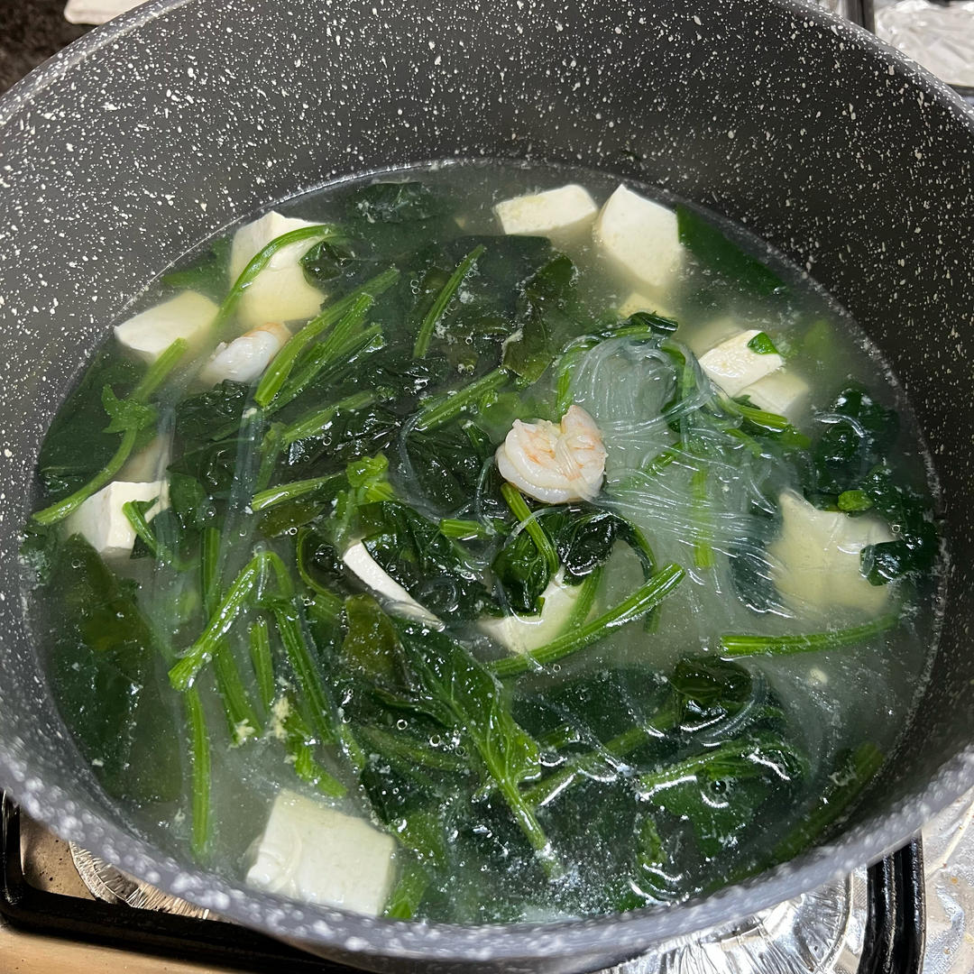 菠菜粉丝豆腐虾汤