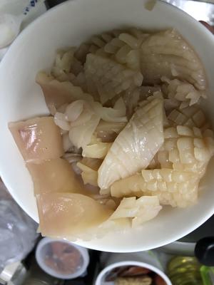 超级简单冬阴功海鲜汤的做法 步骤2