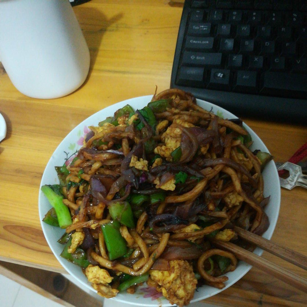 鸡蛋素炒面Fried Noodles Vegetarian