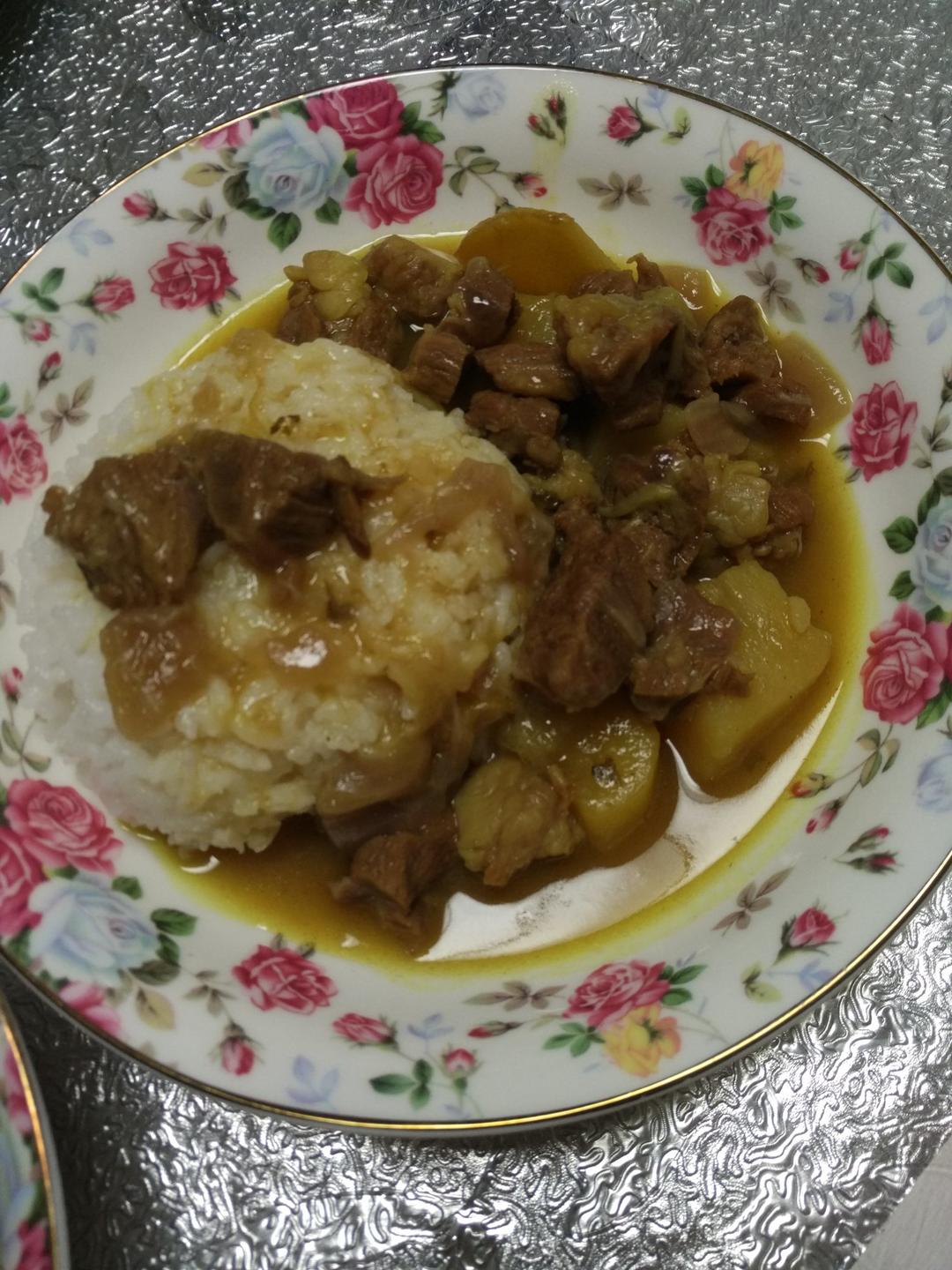咖喱牛肉饭