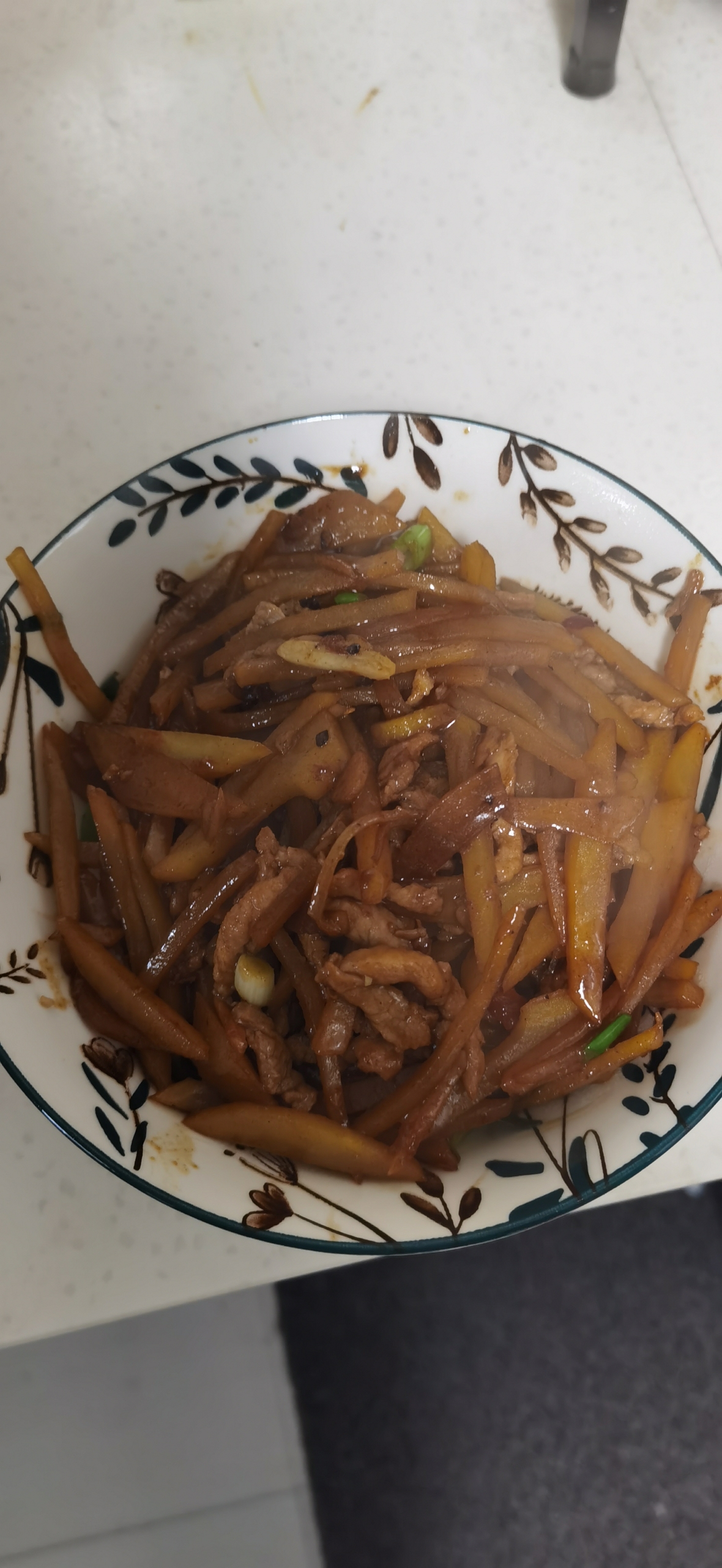 青椒土豆炒肉丝