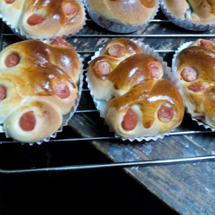 火腿肠早餐面包（一次发酵法）