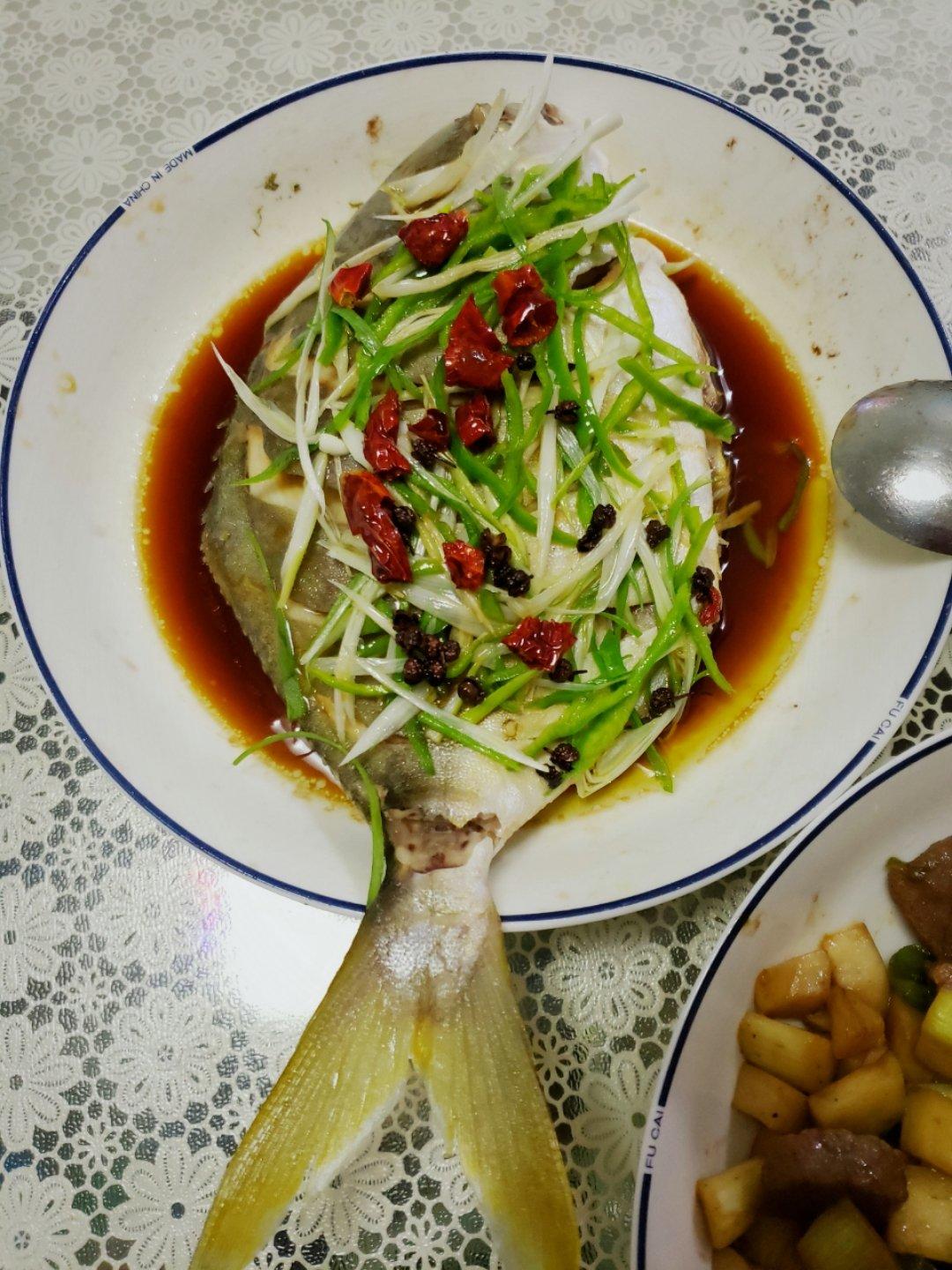 清蒸鲳鱼