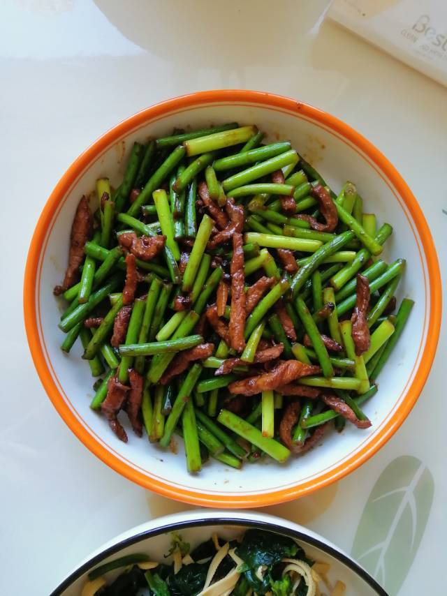蒜薹炒肉丝